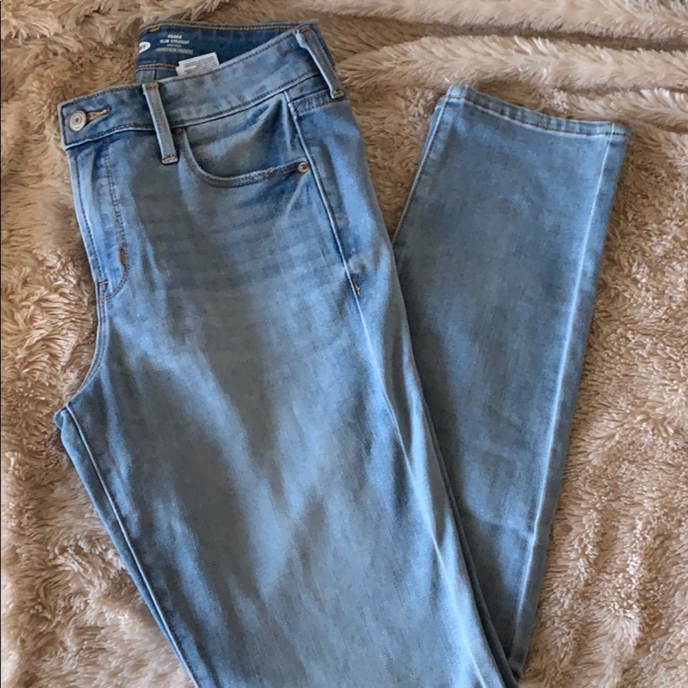 High waisted jeans